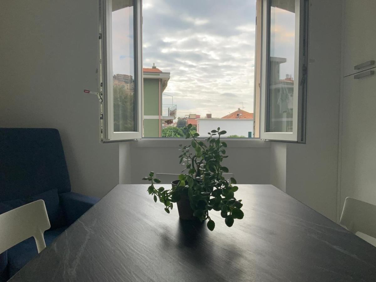 Casa Vacanze Romeo Pietra Ligure Εξωτερικό φωτογραφία