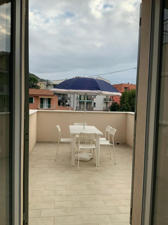 Casa Vacanze Romeo Pietra Ligure Εξωτερικό φωτογραφία
